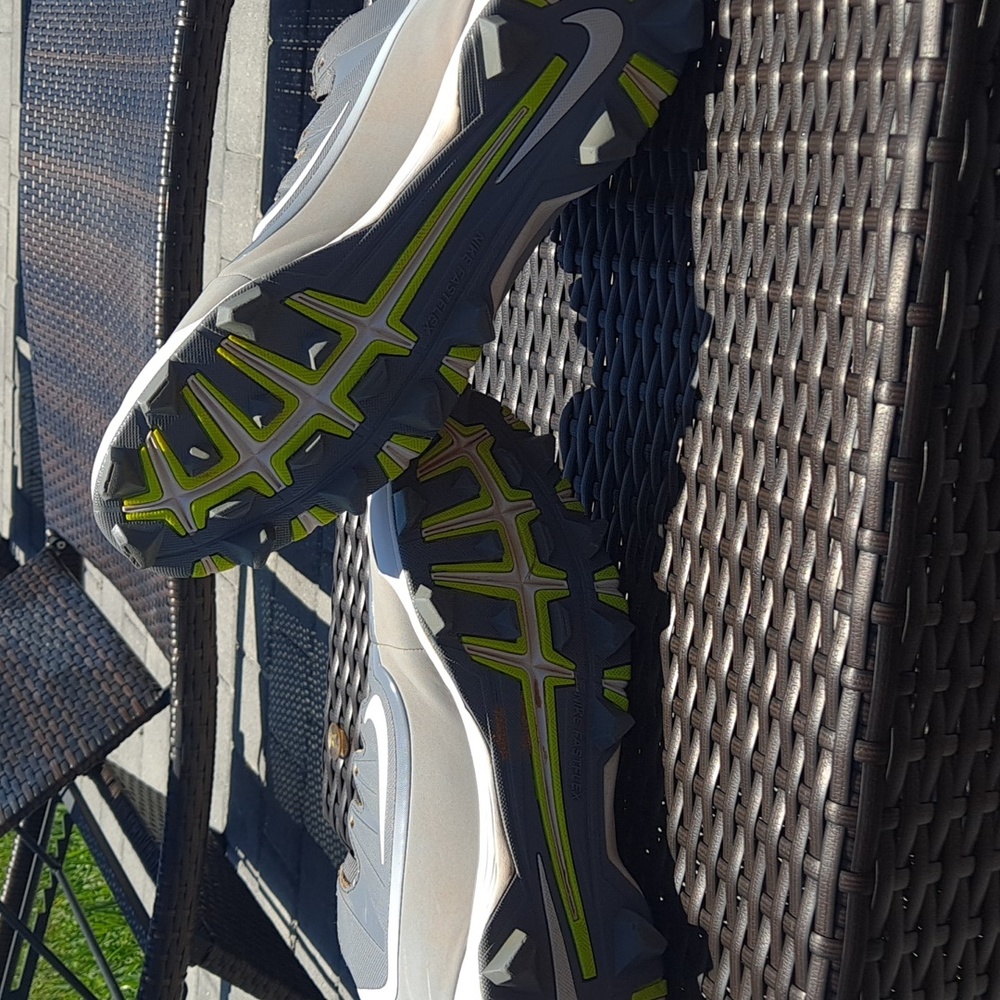 Baseball cleats - Picture 4 of 4